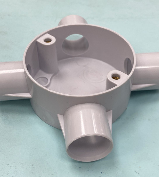 circular box 4 way 20mm