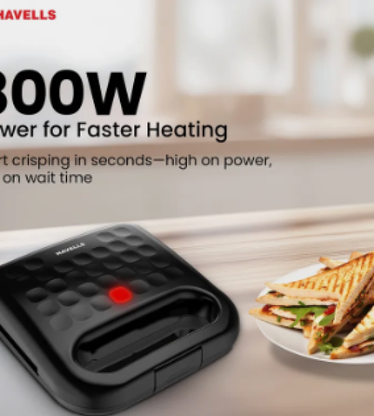 HAVELLS Quick Crunch Sandwich Maker | 800 W | Power Indicator Light Toast Sandwich Maker (Black)